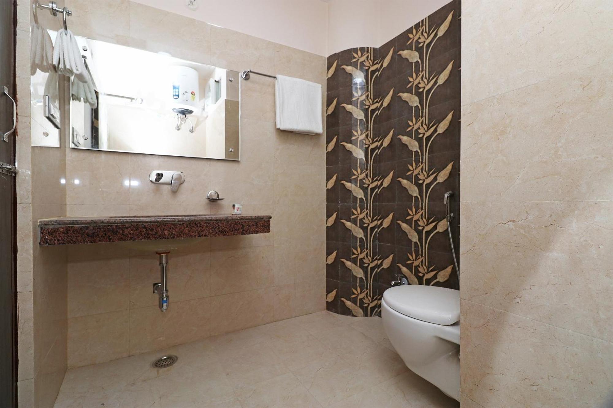 Hotel Centre Point Gorakhpur Dış mekan fotoğraf